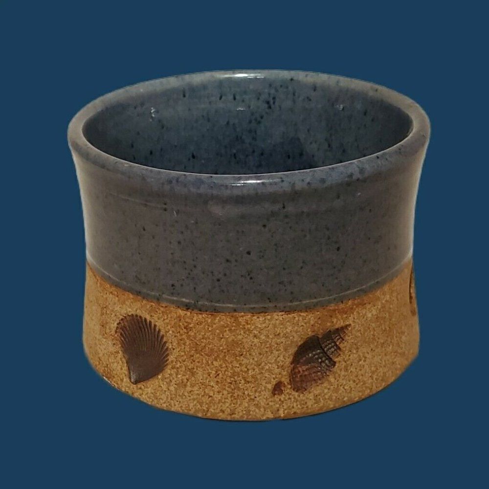 SIGNED STUDIO POTTERY Blue Stoneware Bowl Catch All Shell Imprints Seashell 4.5"